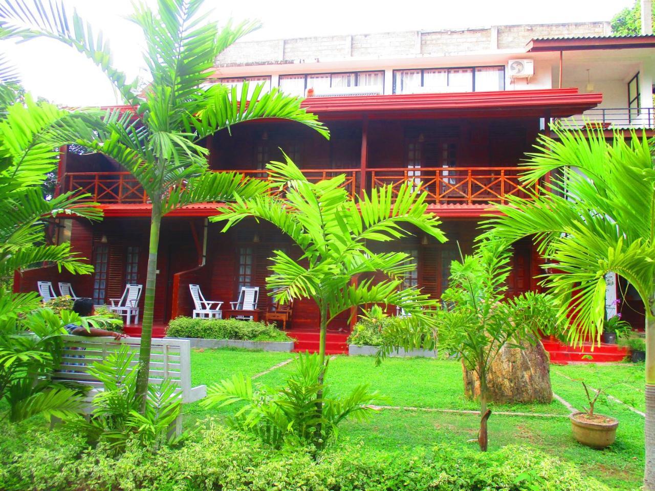 On The Rock Hotel Banduramulla Exterior foto